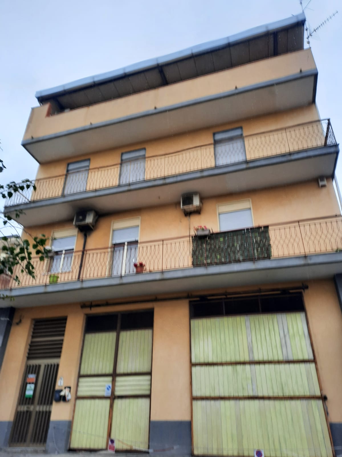 Appartamento in vendita a S. Teresa di Riva (ME). Ideaimmobiliare.biz